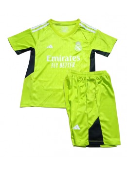 Otroški Nogometna dresi replika Real Madrid Vratar Domači 2023-24 Kratek rokav (+ hlače)